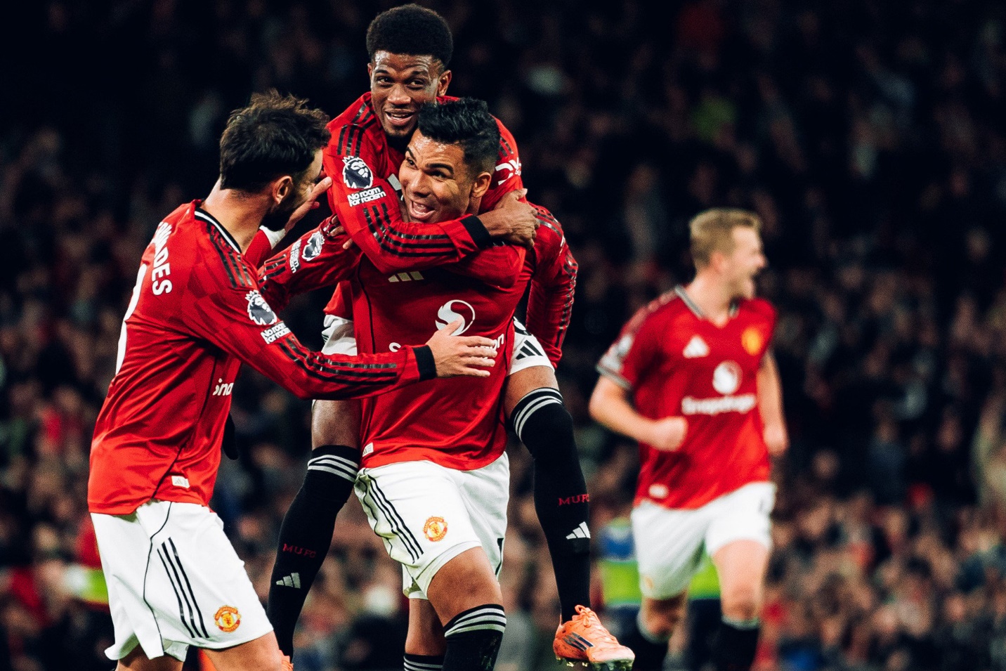 Manchester United và nỗi lo lắng về hàng phòng ngự 2 Manchester United và nỗi lo lắng về hàng phòng ngự 2