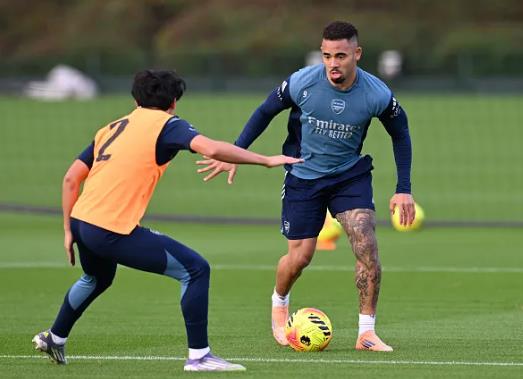 Gabriel Jesus tiết lộ bến đỗ mới sau khi rời Arsenal. Gabriel Jesus tiet lo ben do moi sau khi roi Arsenal.