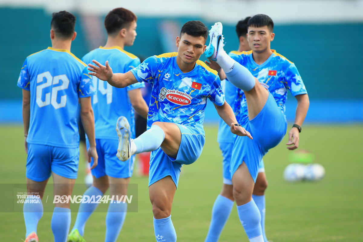 Xuân Mạnh ĐT Việt Nam tập 12/11 Xuan Manh dT Viet Nam tap 12/11